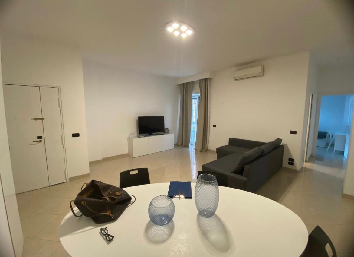 Casa Bianca Apartment Наполи Екстериор снимка