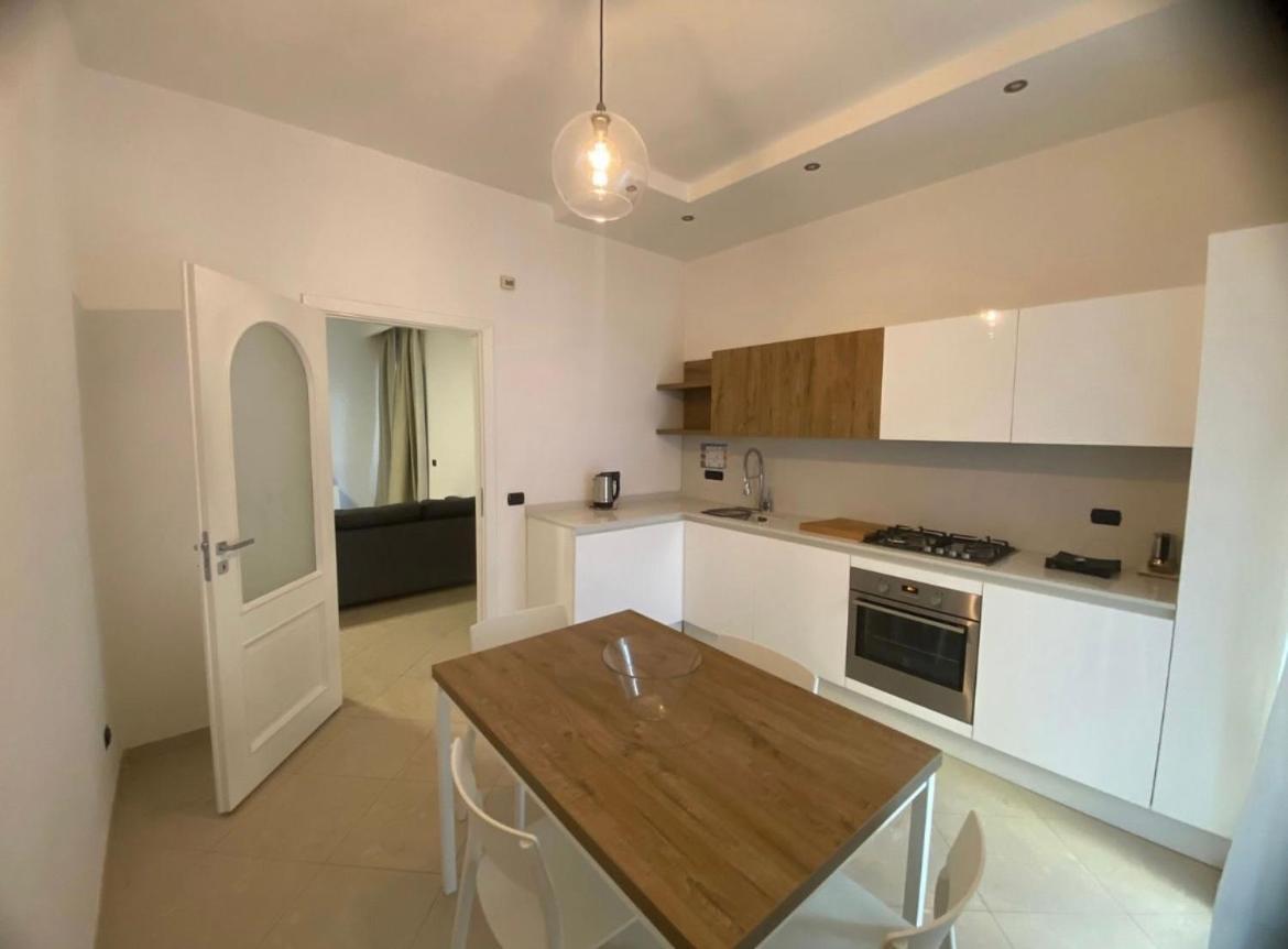 Casa Bianca Apartment Наполи Екстериор снимка